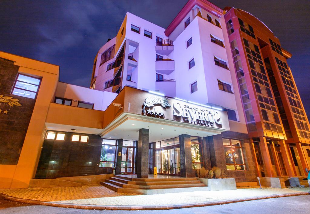 Hotel Severus Zalău Exterior foto